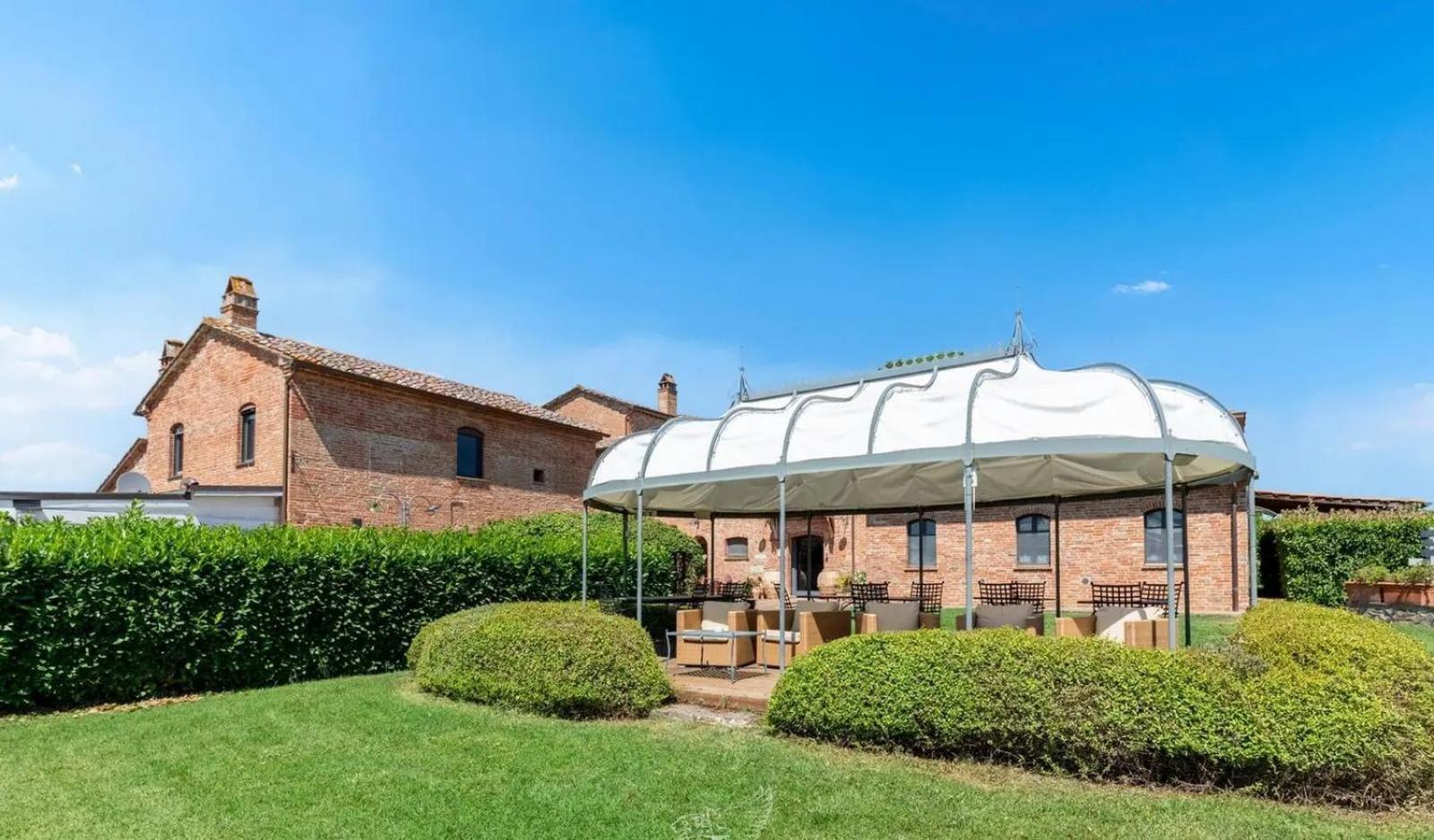 Petrignano Del Lago Agriturismo Le Torri Di Porsenna מראה חיצוני תמונה