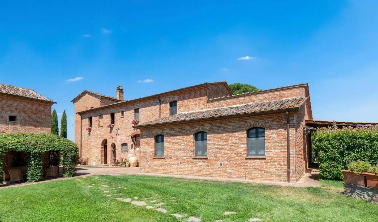 Petrignano Del Lago Agriturismo Le Torri Di Porsenna מראה חיצוני תמונה