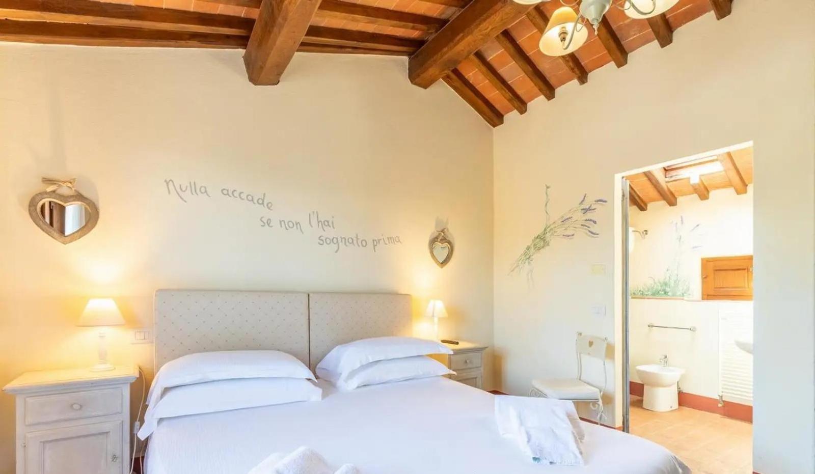 Petrignano Del Lago Agriturismo Le Torri Di Porsenna מראה חיצוני תמונה